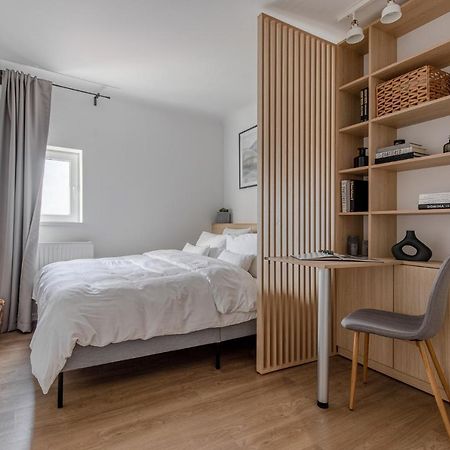 Little Attic By Citylife Suites Bucarest Esterno foto