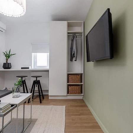 Little Attic By Citylife Suites Bucarest Esterno foto